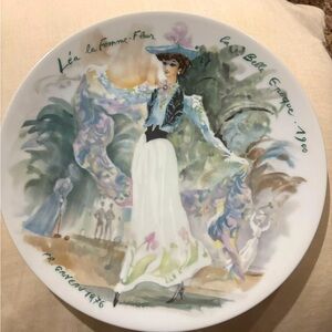 Vintage 1976 D'Arceau Limoges Collectors Plate “Léa la Femme Fleur 1900”